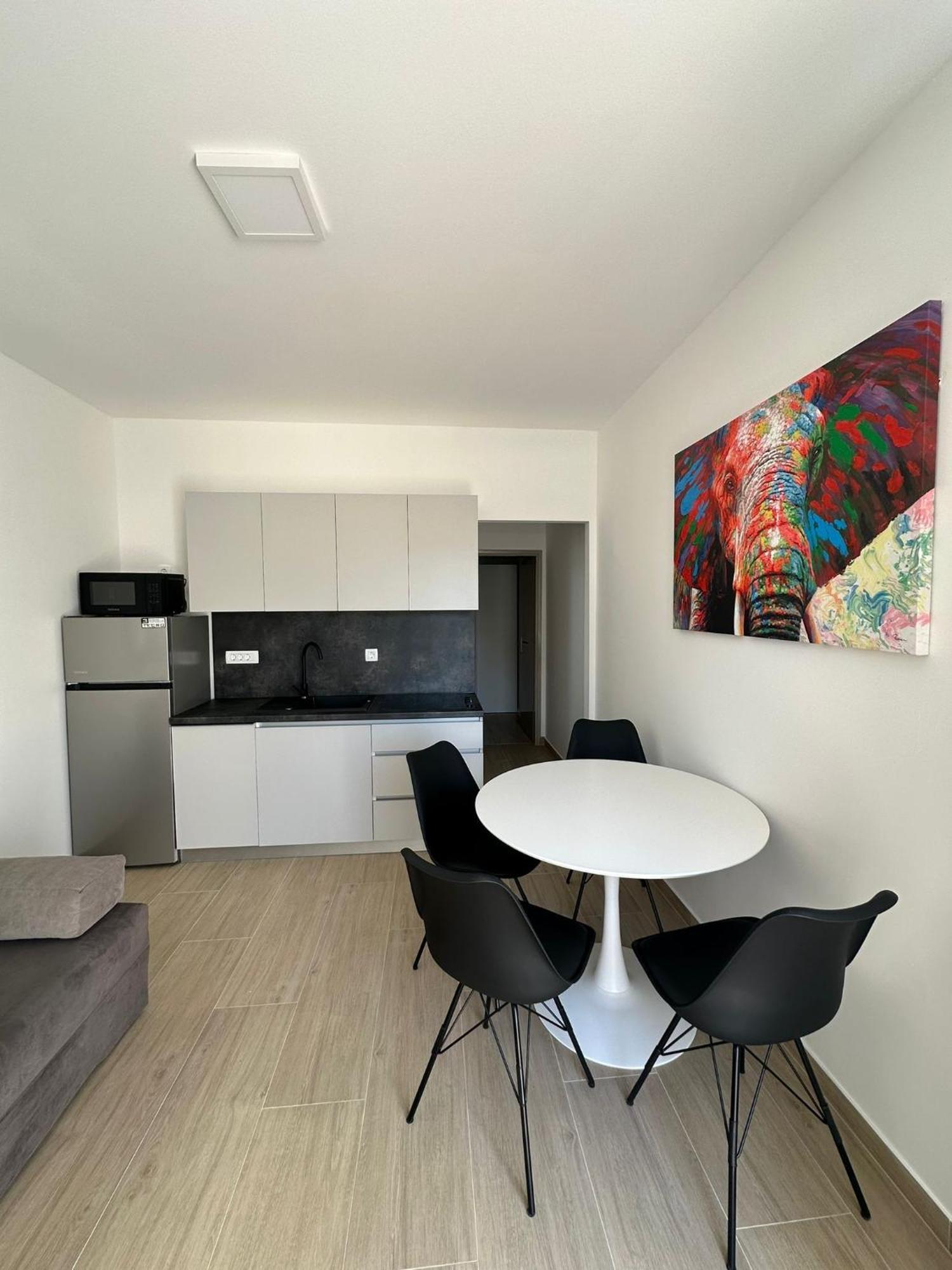 Apartments Beachwalk Heaven Milica Srima Exterior photo